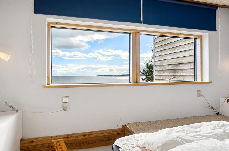 Vakantiehuis "Alfhild" - 30m from the sea