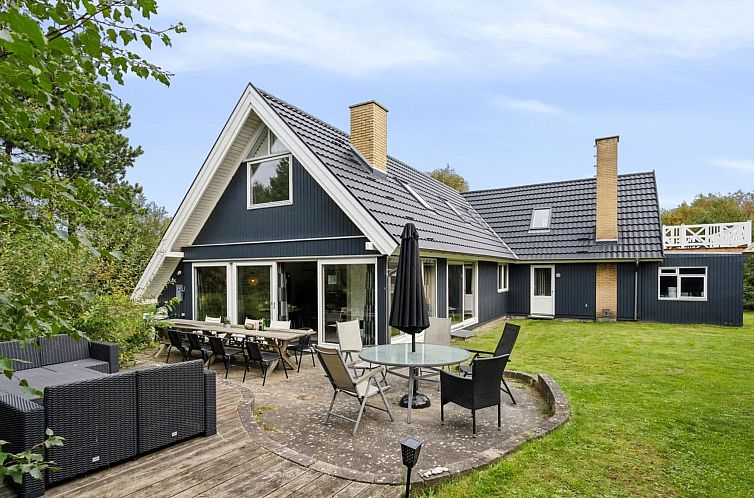 Vakantiehuis "Eugenie" - 100m from the sea