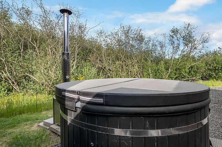 Vakantiehuis "Willi" - 600m from the sea