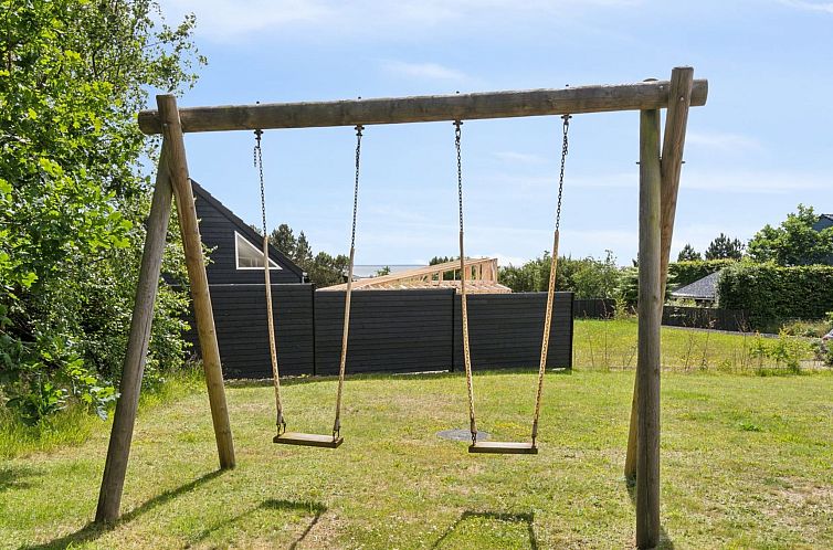 Vakantiehuis "Joseph" - 500m from the sea