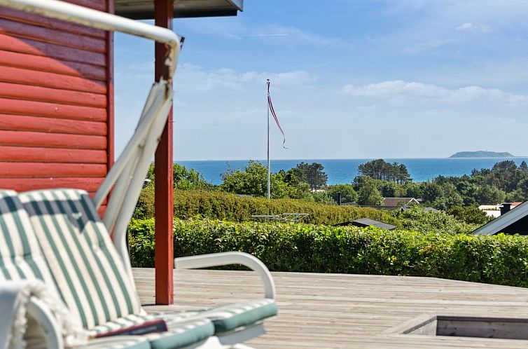 Vakantiehuis "Joseph" - 500m from the sea