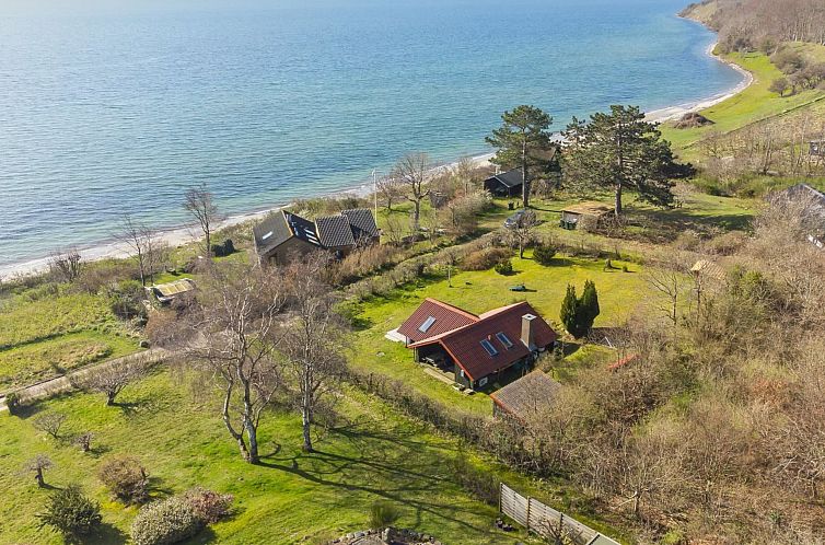 Vakantiehuis "Asel" - 25m from the sea