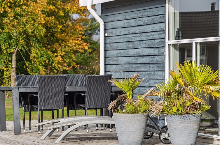 Vakantiehuis "Liesel" - 700m from the sea