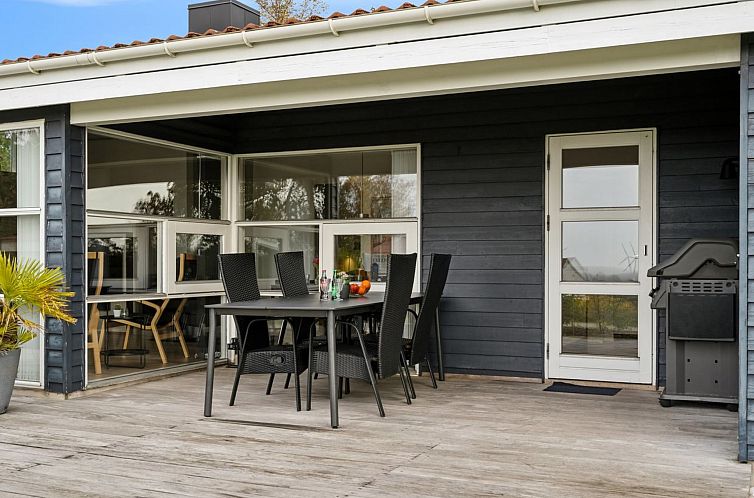 Vakantiehuis "Liesel" - 700m from the sea