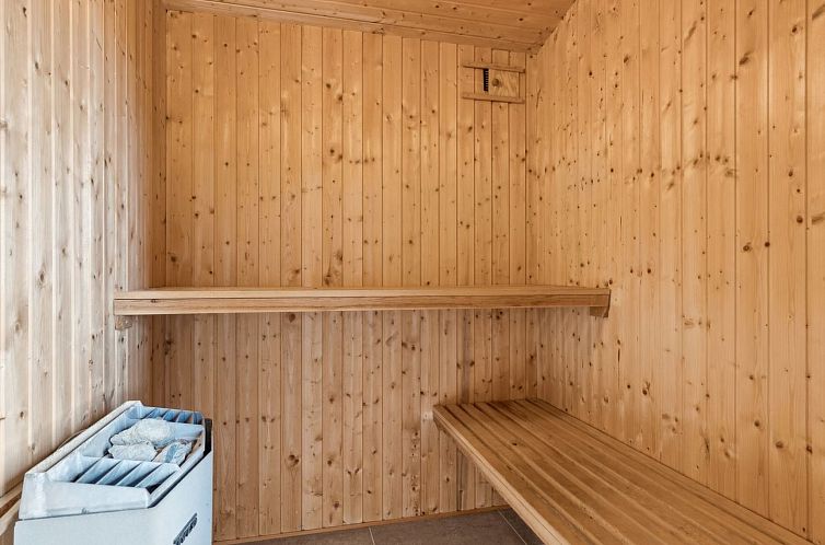 Vakantiehuis "Liesel" - 700m from the sea