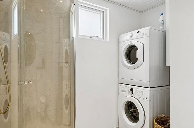 Vakantiehuis "Asta" - 1km from the sea