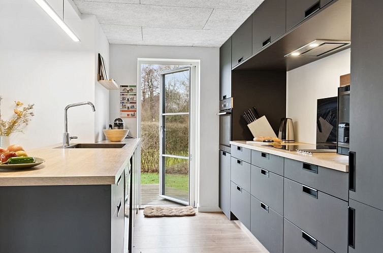 Vakantiehuis "Asta" - 1km from the sea