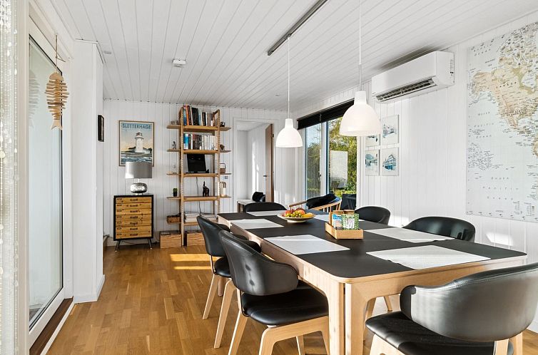 Vakantiehuis "Annesette" - 300m from the sea