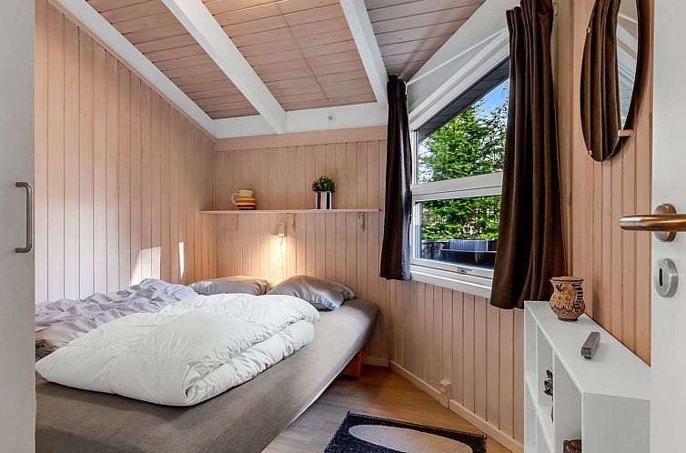 Vakantiehuis "Ljupka" - 800m from the sea