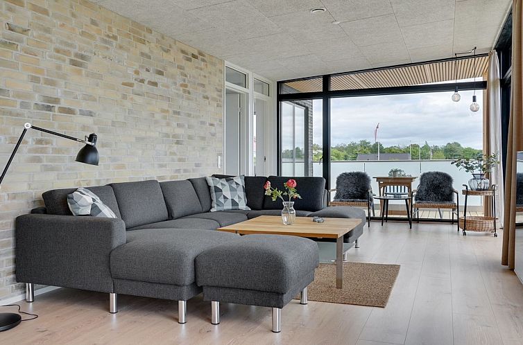 Vakantiehuis "Ahmik" - 200m from the sea