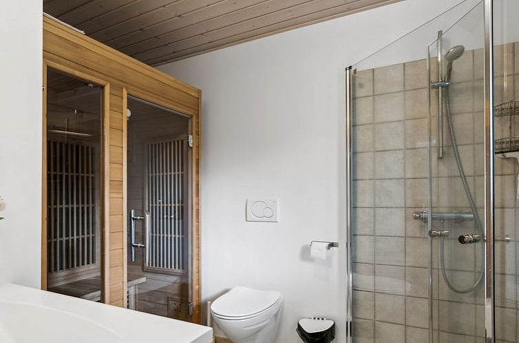 Vakantiehuis "Dagny" - 100m from the sea