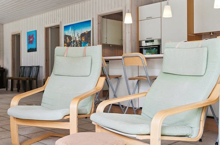 Vakantiehuis "Dagny" - 100m from the sea