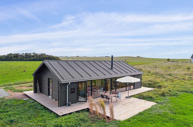 Vakantiehuis "Aatos" - 250m from the sea