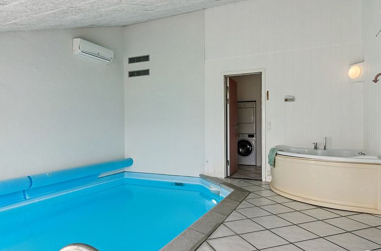 Vakantiehuis "Joella" - 75m from the sea