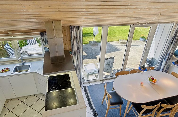 Vakantiehuis "Joella" - 75m from the sea