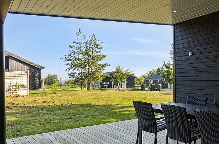 Vakantiehuis "Uma" - 1.5km from the sea