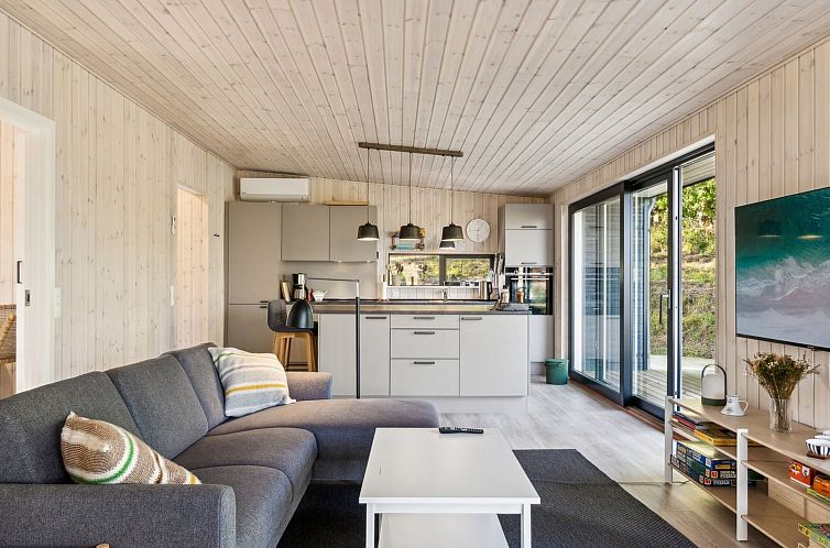 Vakantiehuis "Uma" - 1.5km from the sea