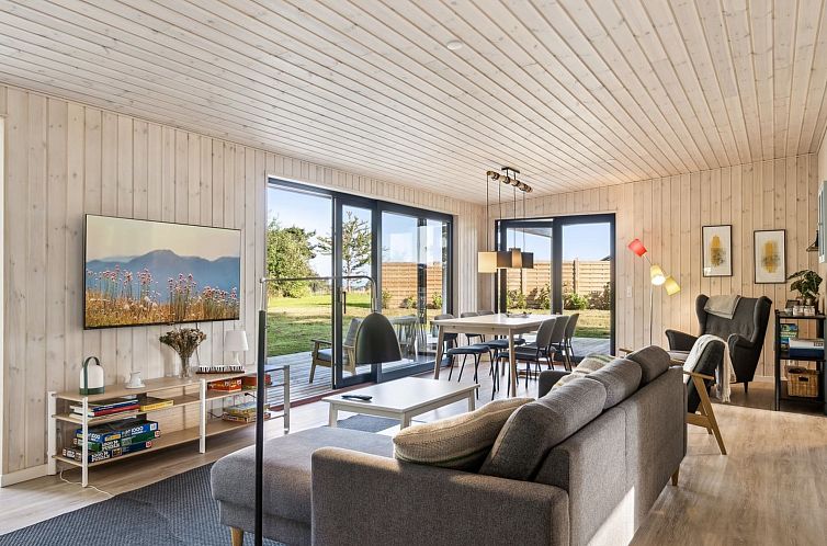 Vakantiehuis "Uma" - 1.5km from the sea