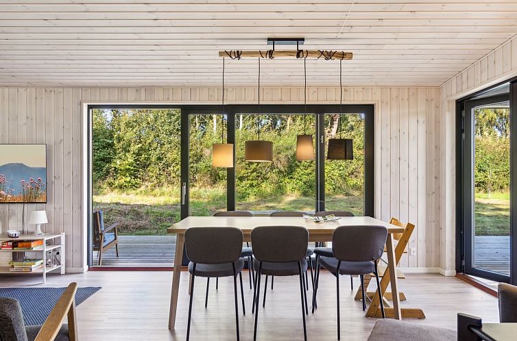 Vakantiehuis "Uma" - 1.5km from the sea