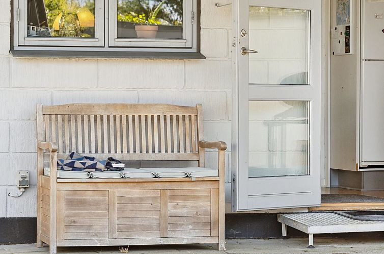 Vakantiehuis "Eikka" - 100m from the sea