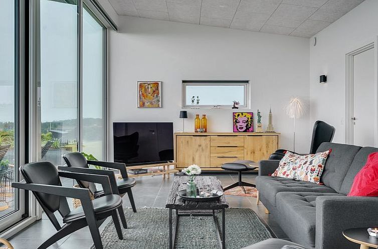 Vakantiehuis "Alyna" - 200m from the sea