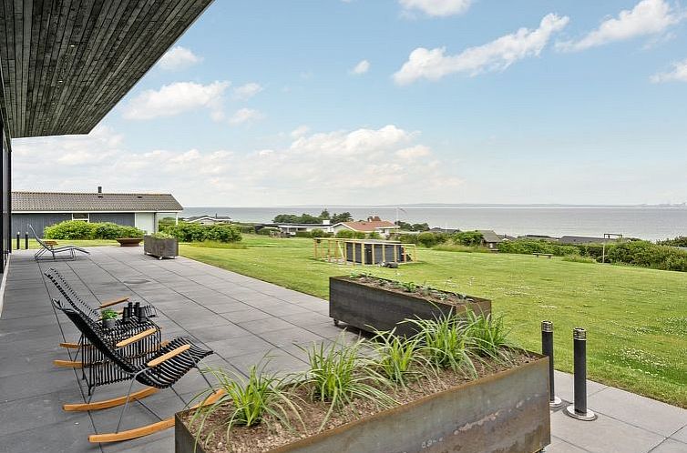 Vakantiehuis "Alyna" - 200m from the sea