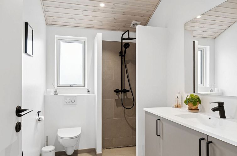 Vakantiehuis "Ferdine" - 1.5km from the sea