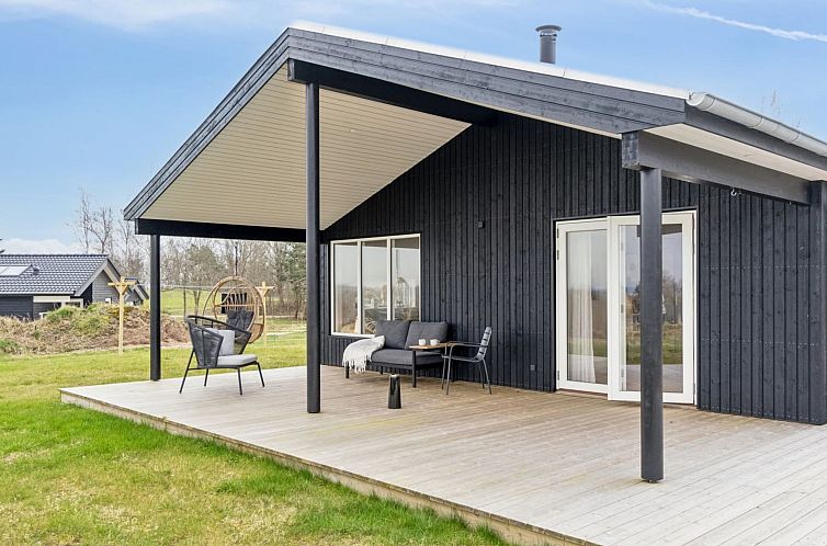 Vakantiehuis "Ferdine" - 1.5km from the sea