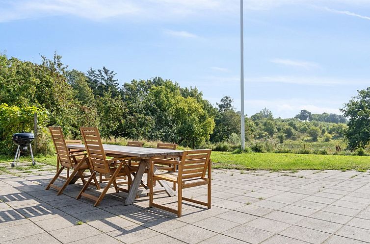 Vakantiehuis "Guthbrand" - 800m from the sea