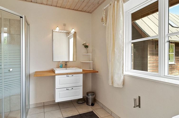 Vakantiehuis "Guthbrand" - 800m from the sea