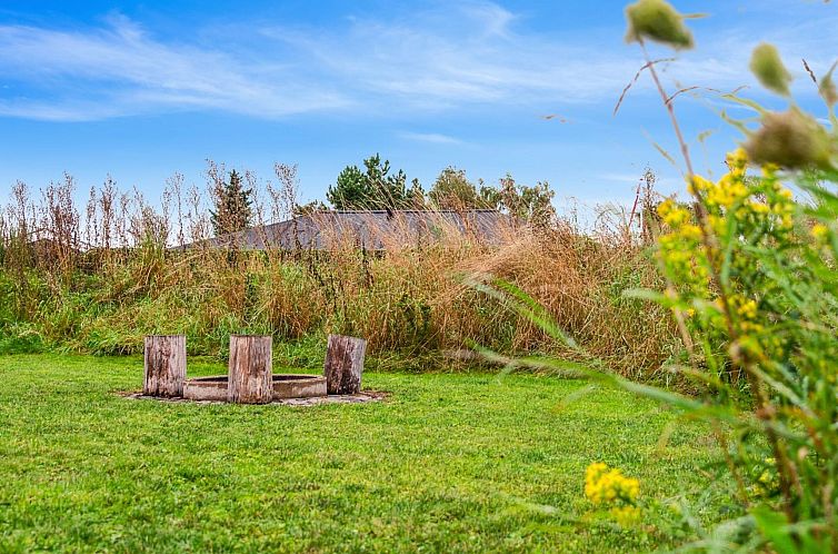 Vakantiehuis "Thjodulf" - 300m from the sea