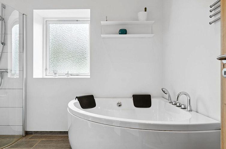 Vakantiehuis "Keijo" - 150m from the sea