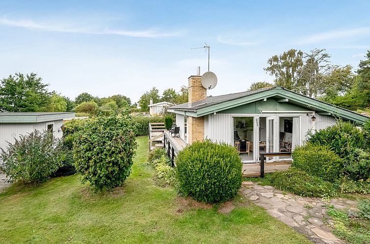 Vakantiehuis "Ayo" - 200m from the sea