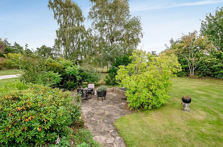 Vakantiehuis "Ayo" - 200m from the sea