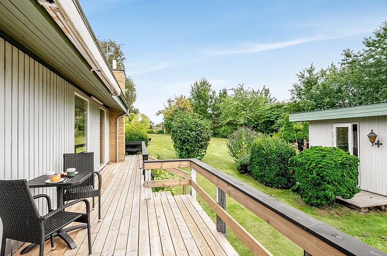 Vakantiehuis "Ayo" - 200m from the sea