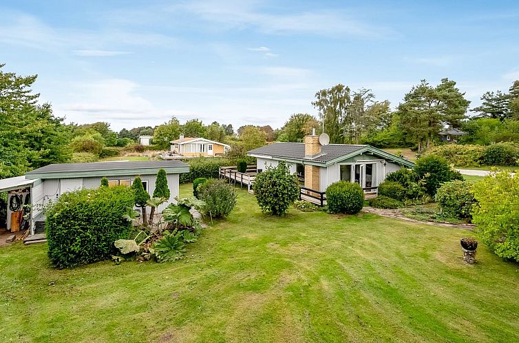 Vakantiehuis "Ayo" - 200m from the sea