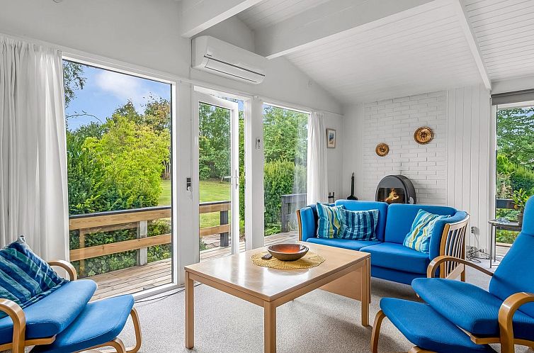 Vakantiehuis "Ayo" - 200m from the sea