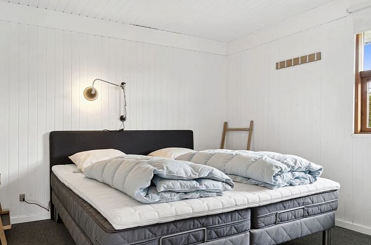 Vakantiehuis "Gundhild" - 250m from the sea