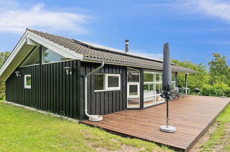 Vakantiehuis "Arntraud" - 250m from the sea