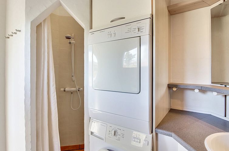 Vakantiehuis "Arntraud" - 250m from the sea