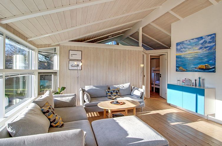 Vakantiehuis "Arntraud" - 250m from the sea