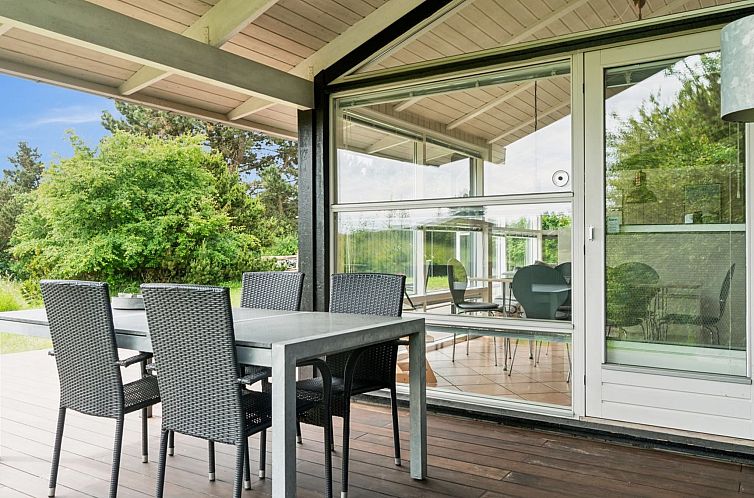 Vakantiehuis "Arntraud" - 250m from the sea