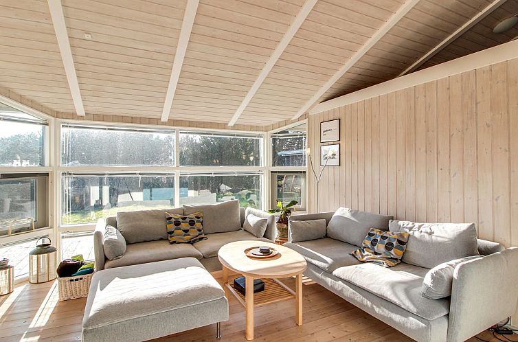 Vakantiehuis "Arntraud" - 250m from the sea