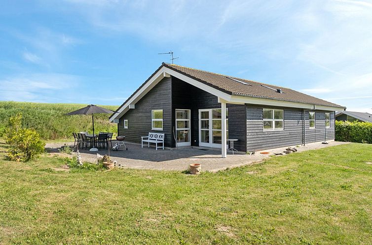 Vakantiehuis "Bitha" - 400m from the sea