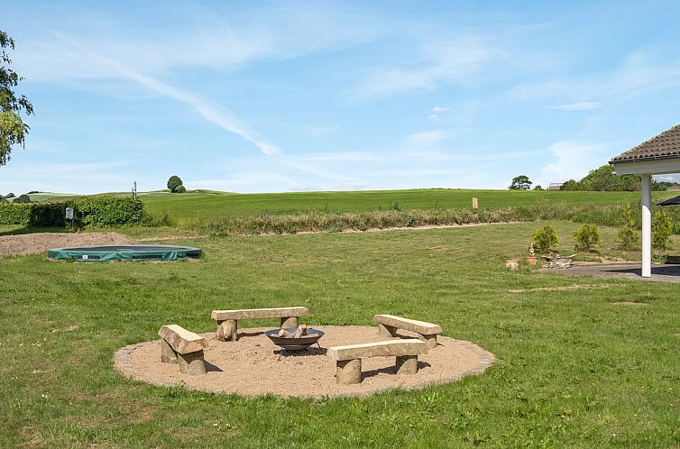 Vakantiehuis "Bitha" - 400m from the sea