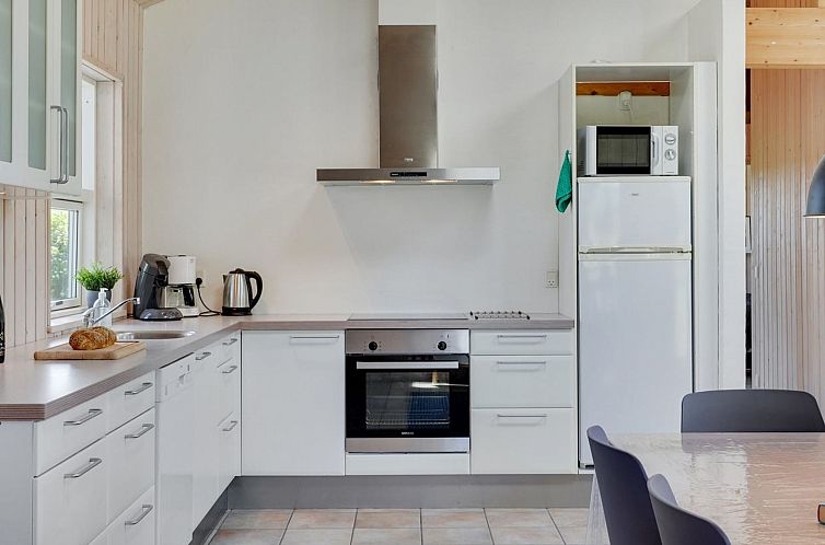 Vakantiehuis "Bitha" - 400m from the sea