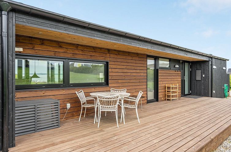 Vakantiehuis "Mahilo" - 300m from the sea