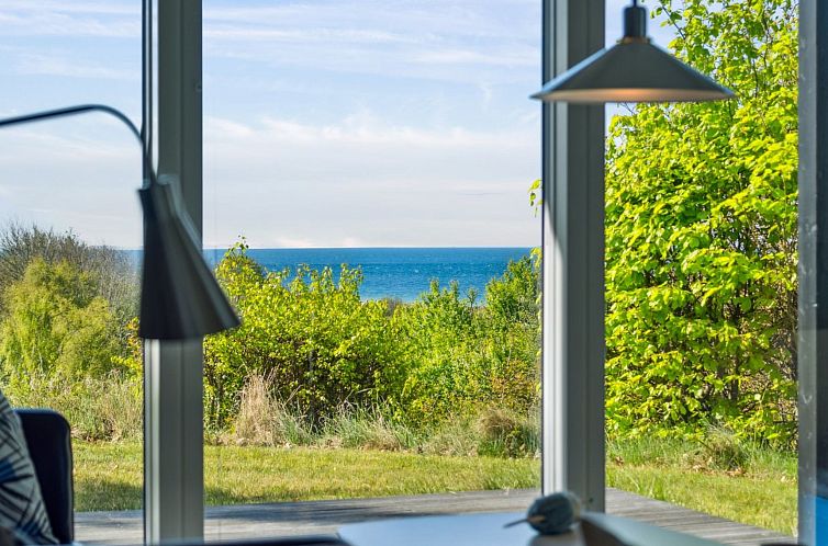 Vakantiehuis "Irek" - 500m from the sea