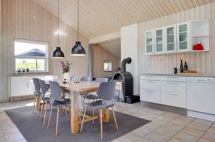 Vakantiehuis "Bitha" - 400m from the sea