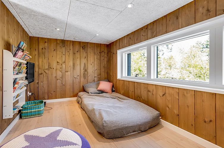 Vakantiehuis "Bitha" - 400m from the sea